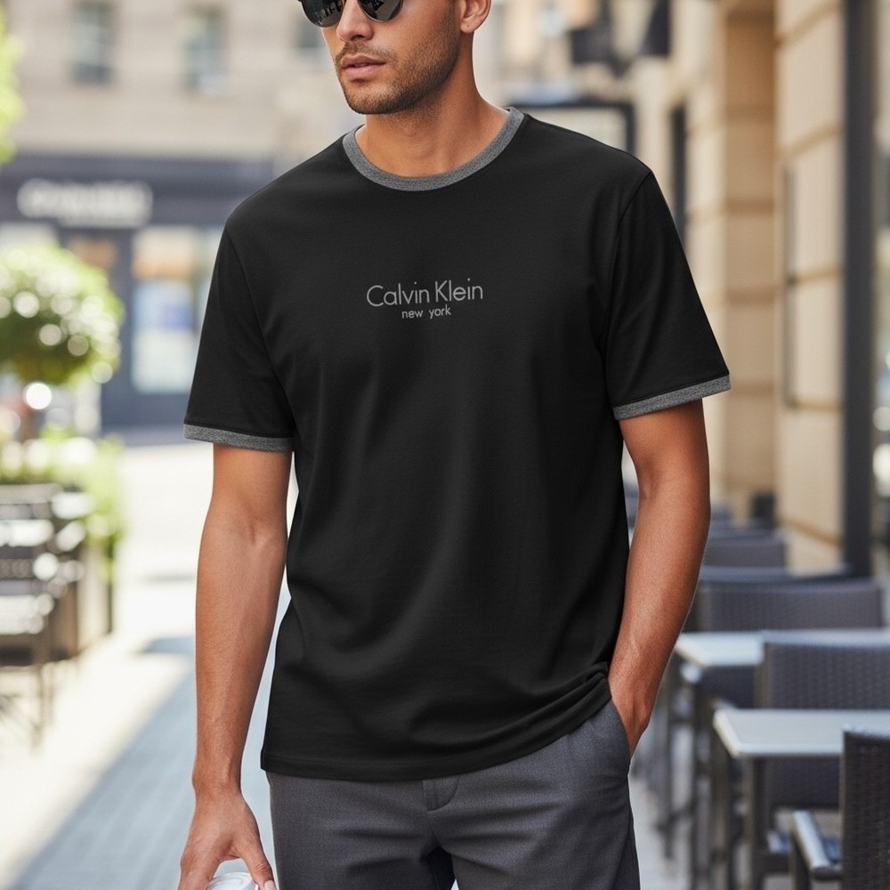 Calvin Klein New York Mens Black T Shirt Classic Fit Crew Neck Short Sleeve M/M